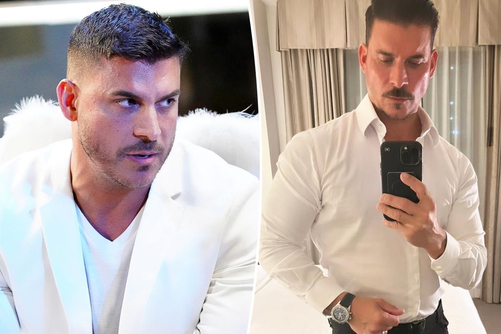 JetBlue flight from JFK to LAX turned back to gate when Jax Taylor’s first class seat malfunctioned