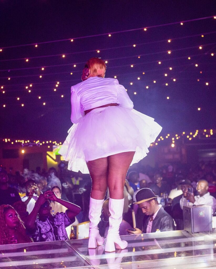 Lydia Jazmine, King of the mic the last dance