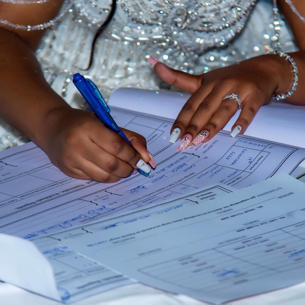 Harriet Nantumbwe, Lamech Kabonge