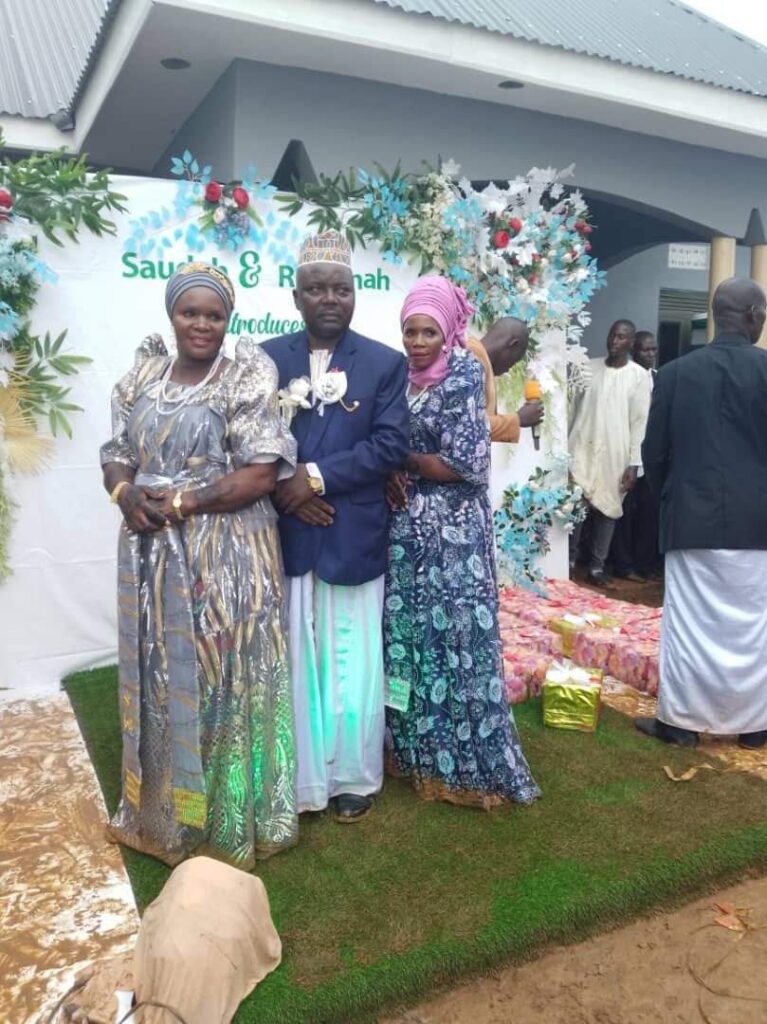 Unusual Introduction Ceremony in Uganda Causes a Stir: Man Introduced by Two Sisters | VIDEO