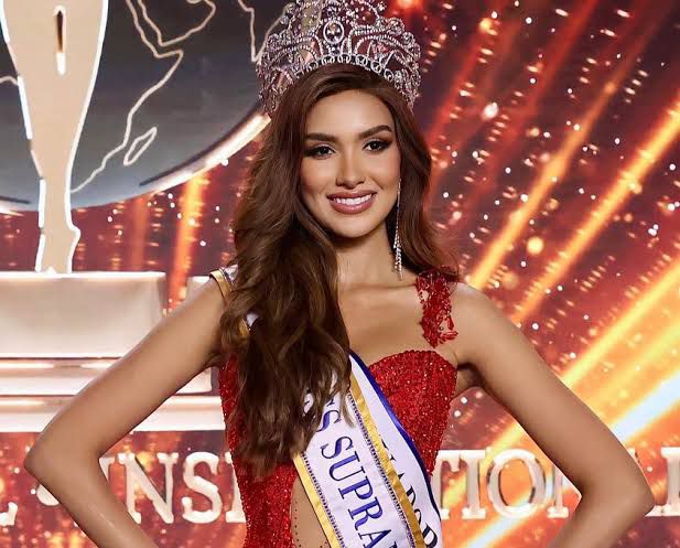 Diva Dubai Modelling Agency Signs Ecuadorian Model Andrea Aguilera*