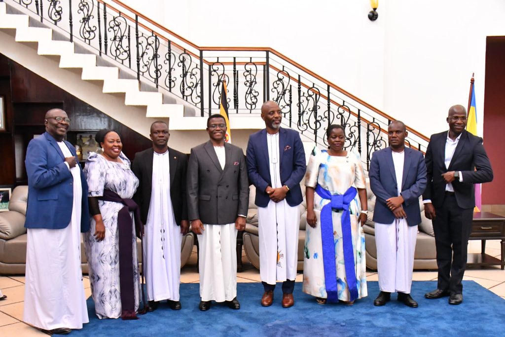 Buganda’s Prime Minister pays courtesy call to Kyabazinga