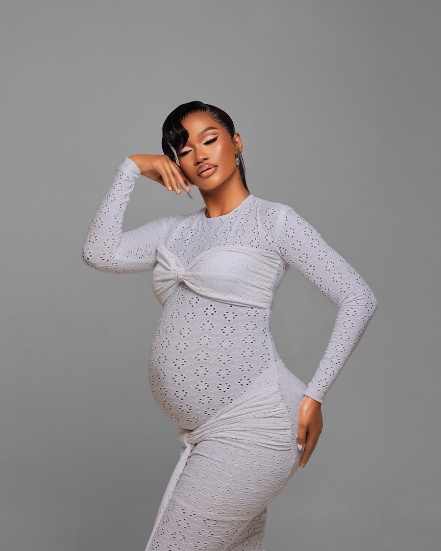 Photos: Actress Debie Kagisha shows off baby bump